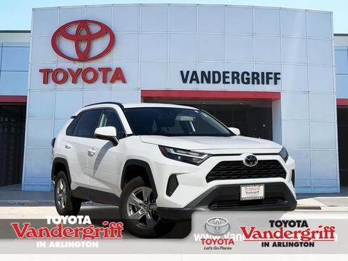 Used 2024 Toyota RAV4 XLE FWD image 1