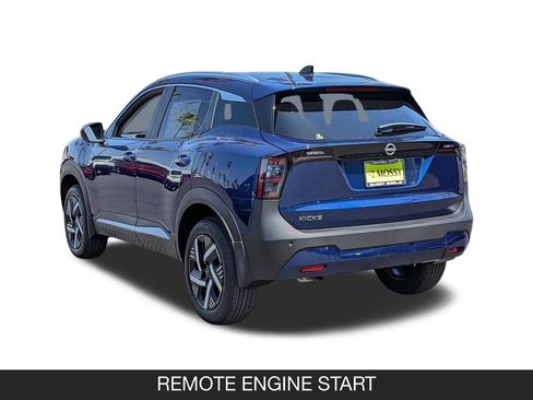 New 2026 Nissan Kicks SV w/ Charging Package FWD image 7