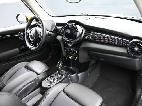 Used 2020 MINI Cooper SE w/ 6.5" Touchscreen Package image 31