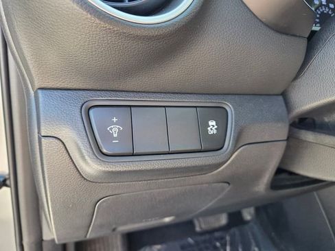 Used 2024 Kia Forte LXS image 21