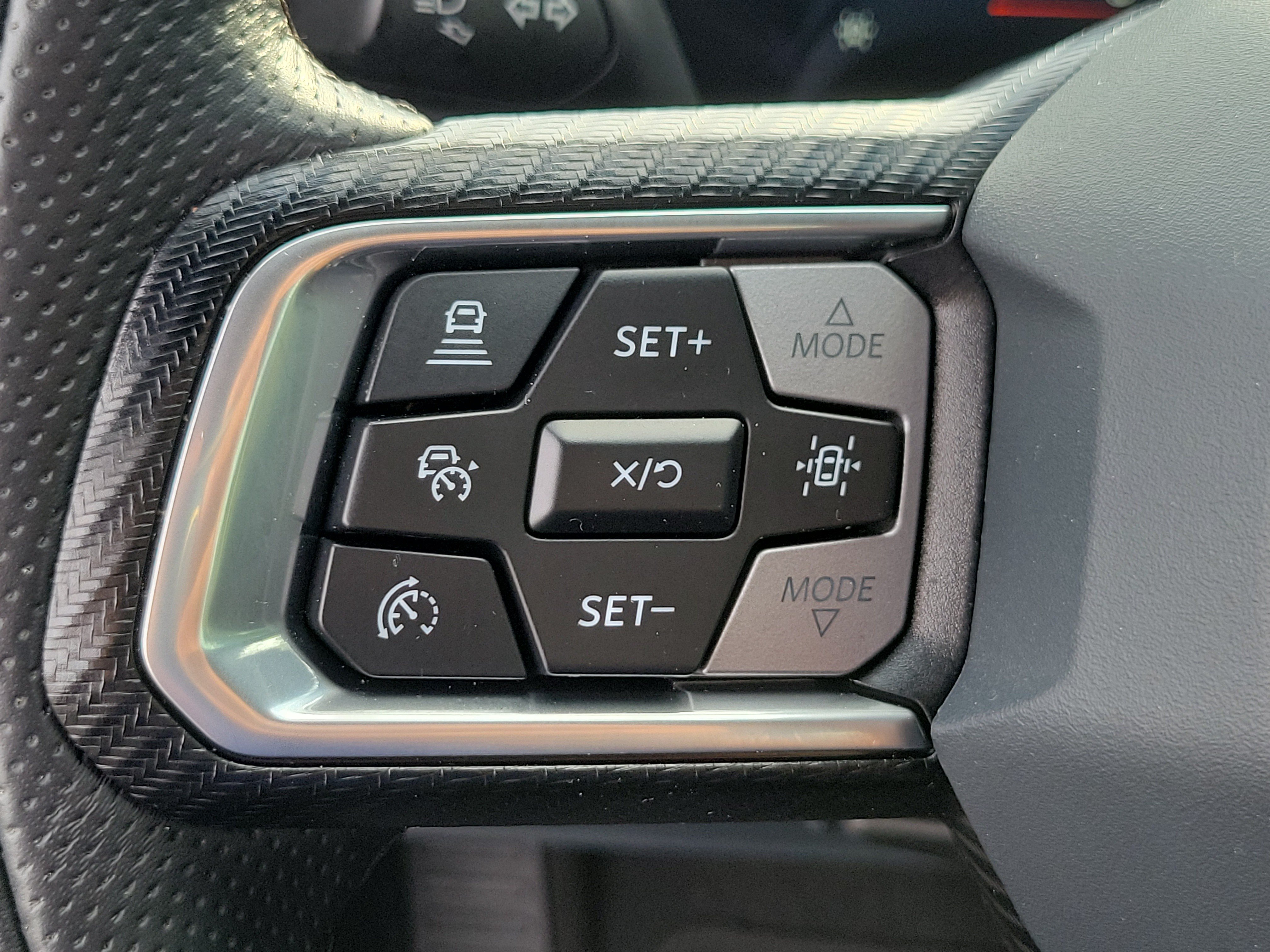 Used 2025 Ford Mustang Premium RWD image 26
