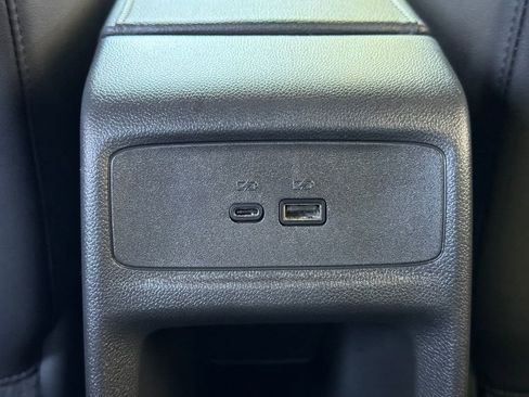 Used 2025 Buick Envista Sport Touring FWD image 31