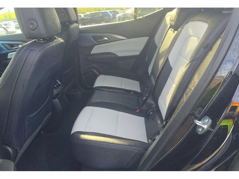 Used 2025 Chevrolet Equinox EV LT FWD image 6
