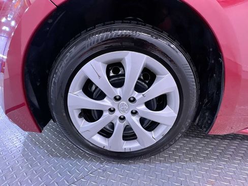Used 2025 Toyota Corolla LE FWD image 10