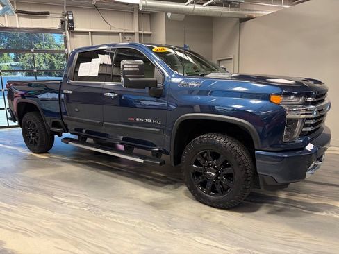 Used 2020 Chevrolet Silverado 2500 High Country w/ Z71 Off-Road Package AWD/4WD image 30