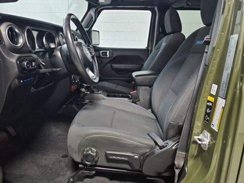 Used 2023 Jeep Wrangler Unlimited Rubicon 4xe w/ Steel Bumper Group AWD/4WD image 18