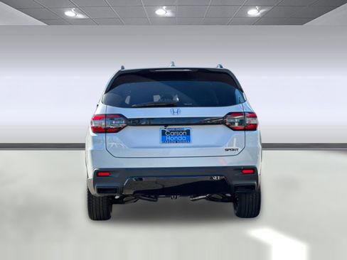 New 2026 Honda Pilot Sport image 9