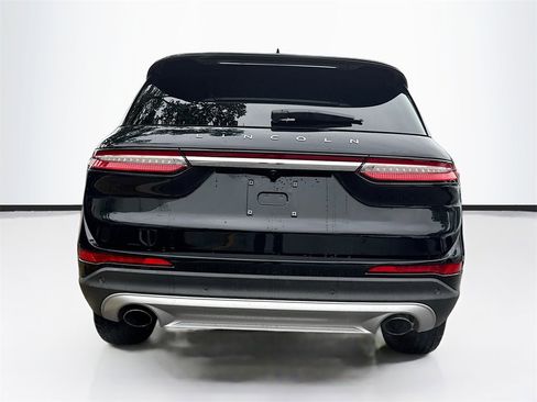 Used 2024 Lincoln Corsair Reserve image 7