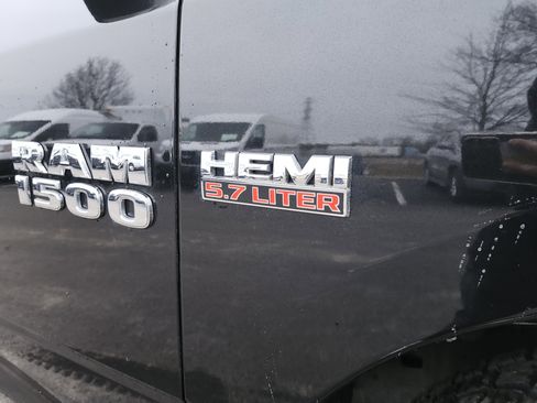 Used 2017 RAM 1500 Sport image 14