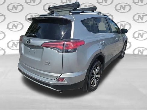 Used 2016 Toyota RAV4 XLE AWD/4WD image 11