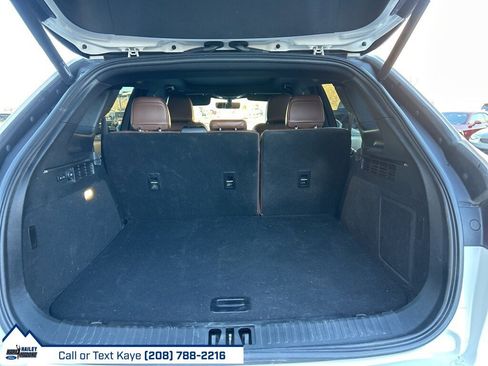 Used 2021 Lincoln Nautilus Reserve image 9