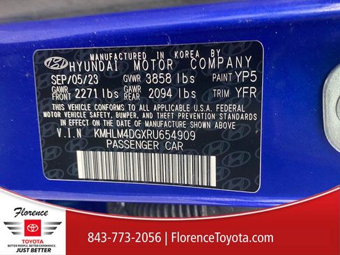 Used 2024 Hyundai Elantra SEL image 19