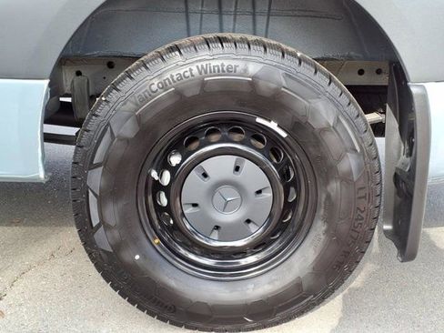 New 2024 Mercedes-Benz Sprinter 144 Cargo image 23