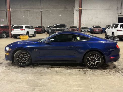 Used 2019 Ford Mustang GT RWD image 9