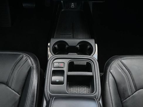 Used 2025 Ford Mustang Mach-E Premium AWD/4WD image 35