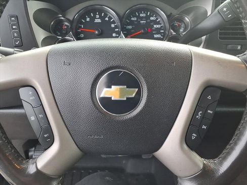 Used 2011 Chevrolet Silverado 1500 LT w/ All-Star Edition image 5