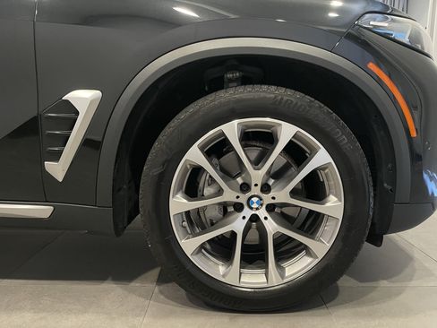 Certified 2024 BMW X5 xDrive40i w/ Premium Package AWD/4WD image 10