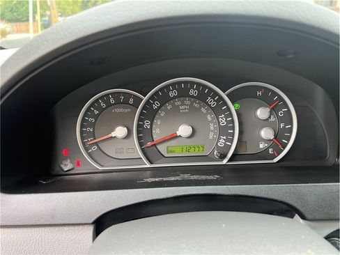 Used 2008 Kia Sorento 2WD image 17