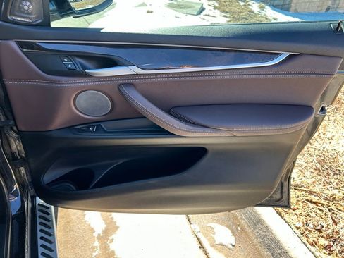 Used 2018 BMW X5 xDrive40e image 32