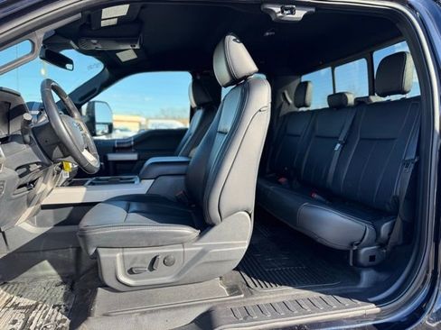 Certified 2022 Ford F250 Lariat w/ Snow Plow Prep Package image 25