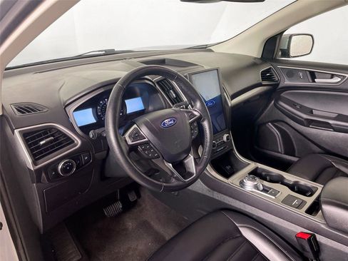 Used 2024 Ford Edge SEL image 22