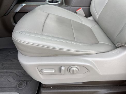 Used 2022 GMC Sierra 1500 SLT image 15