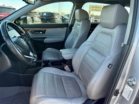 Used 2018 Honda CR-V Touring image 11