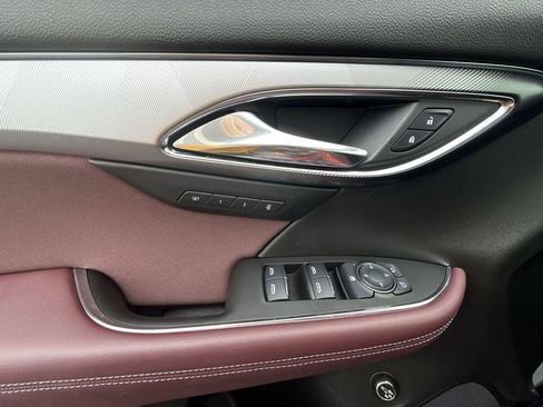 Certified 2024 Buick Envision Sport Touring AWD/4WD image 30