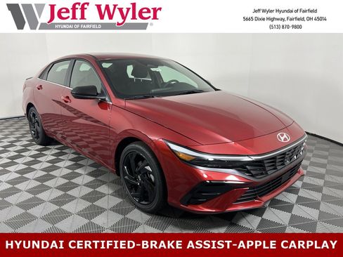 Certified 2025 Hyundai Elantra Sport image 1