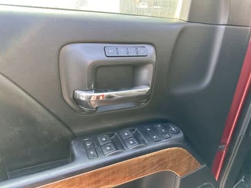 Used 2015 Chevrolet Silverado 2500 LTZ w/ LTZ Plus Package image 10