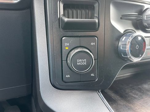 Used 2023 Ford F150 Lariat AWD/4WD image 47