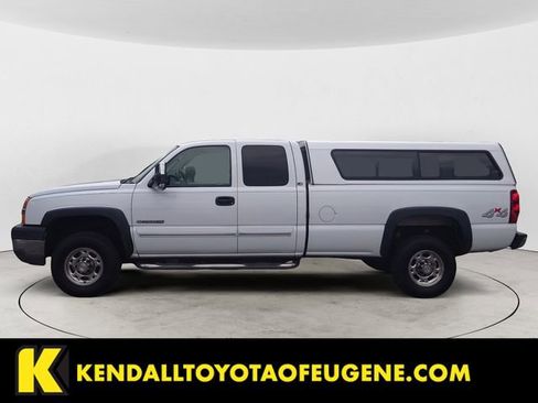 Used 2003 Chevrolet Silverado 2500 LS AWD/4WD image 2