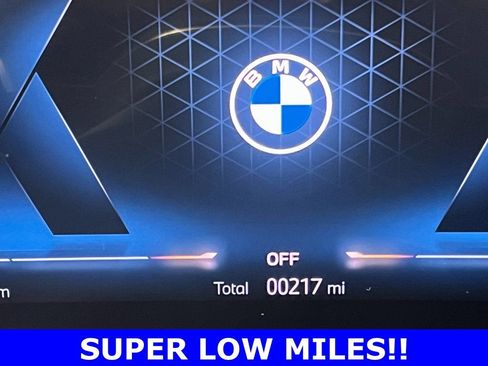 Used 2025 BMW 760i xDrive 760i xDrive w/ Premium Package image 2