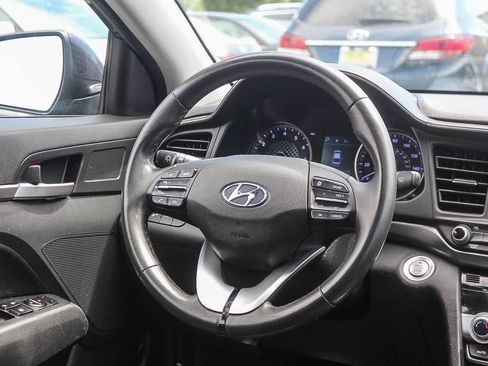Used 2020 Hyundai Elantra Value Edition w/ Cargo Package (C1) FWD image 19