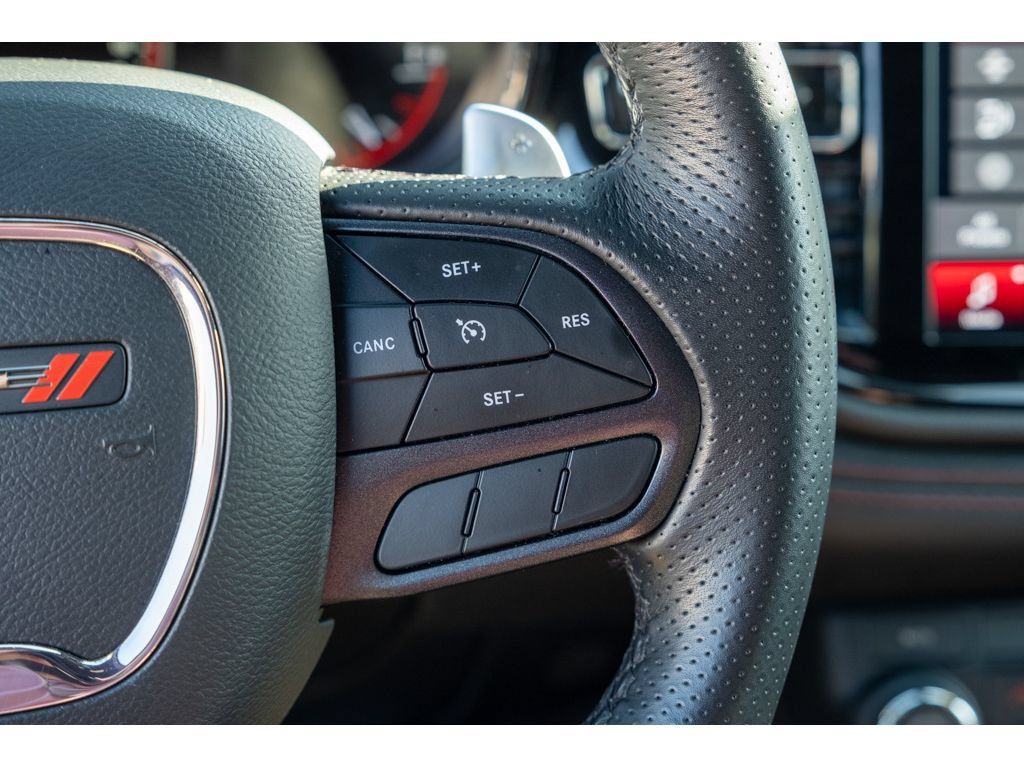 Used 2025 Dodge Durango GT RWD image 19