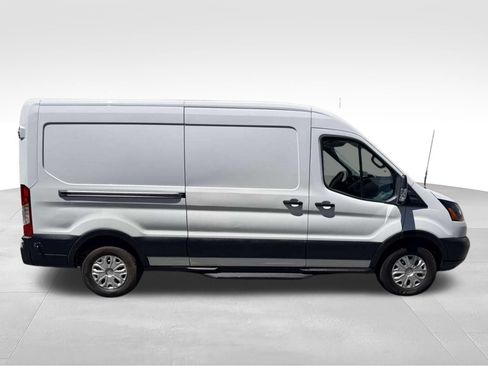 Used 2019 Ford Transit 150 148 Medium Roof RWD image 4