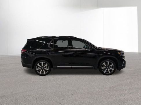 New 2025 Honda Pilot Touring image 37
