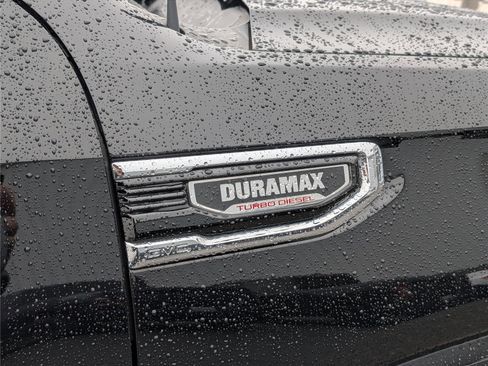 Used 2023 GMC Sierra 1500 SLT w/ SLT Premium Package image 9