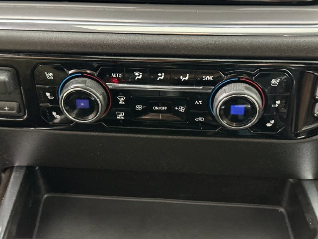 Used 2024 Chevrolet Silverado 1500 High Country w/ High Country Premium Package AWD/4WD image 14