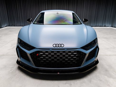 Used 2022 Audi R8 V10 w/ Premium Package RWD image 10