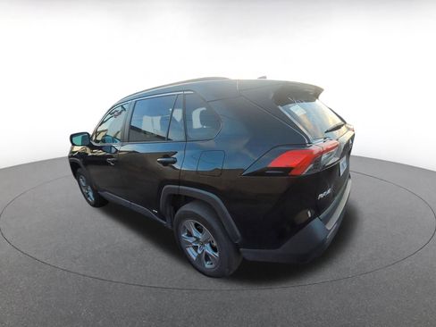 Used 2025 Toyota RAV4 LE image 5