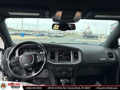 Used 2020 Dodge Charger SXT image 13