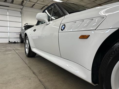 Used 1997 BMW Z3 2.8 image 40