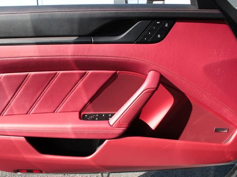 Used 2024 Porsche 911 Carrera GTS image 13