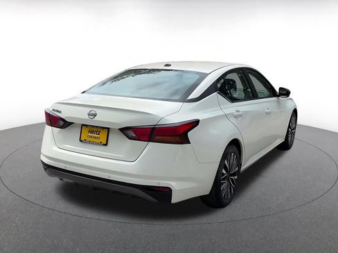 Used 2026 Nissan Altima 2.5 SV FWD image 12