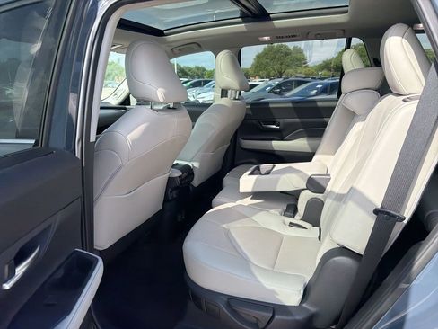 Used 2024 Toyota Grand Highlander FWD image 9