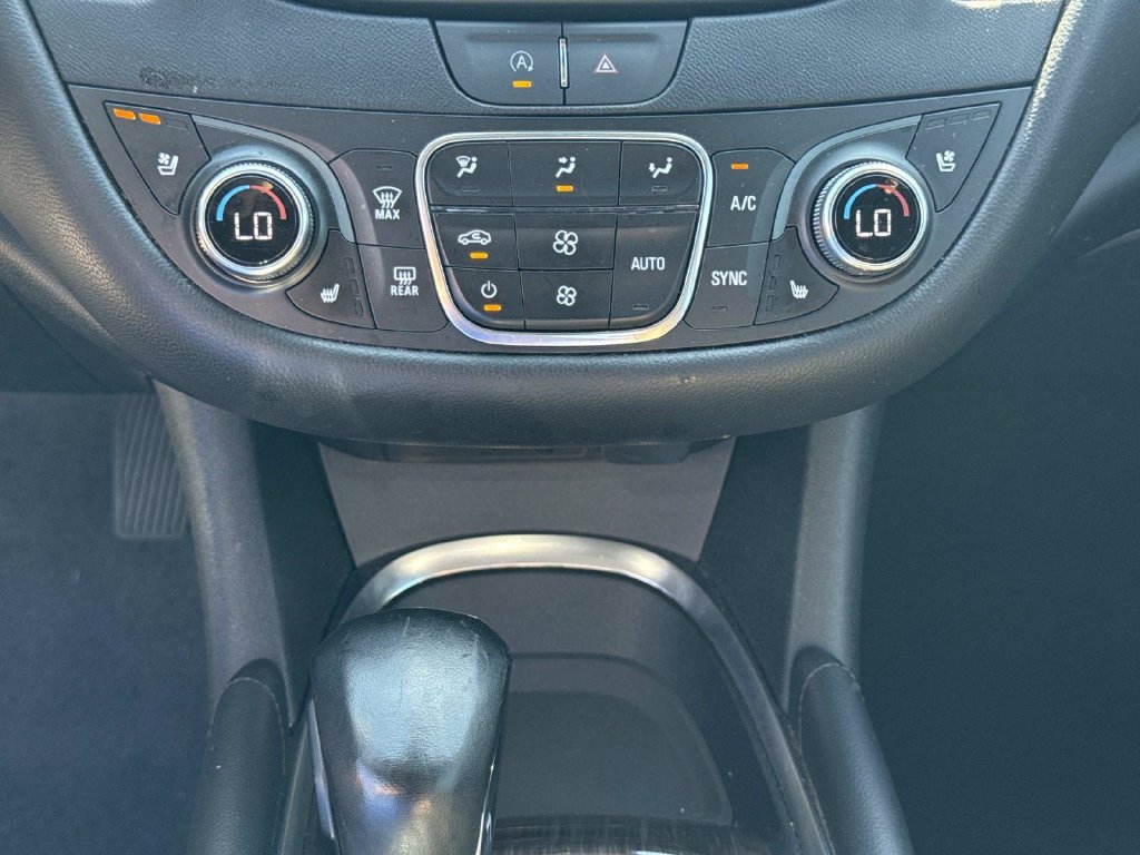 Used 2024 Chevrolet Malibu LT FWD image 24
