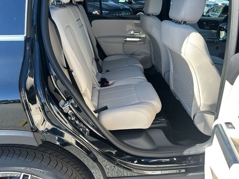 New 2026 Mercedes-Benz GLB 250 image 17