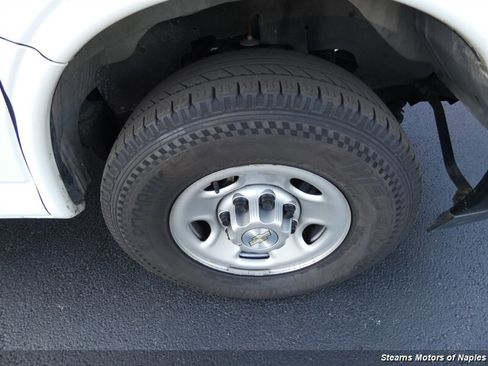 Used 2023 Chevrolet Express 2500 w/ Driver Convenience Package image 17