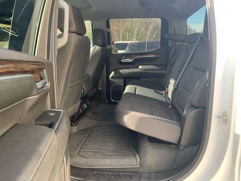 Used 2023 GMC Sierra 1500 Elevation image 15